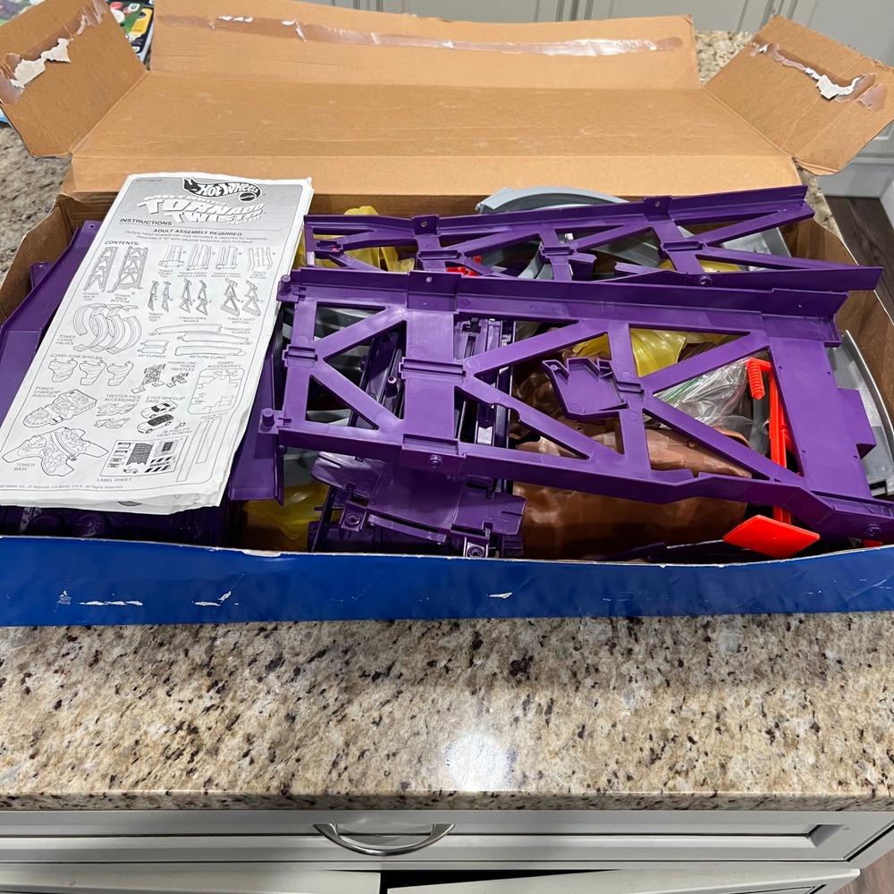 Hot Wheels Motorized Tornado Twister Track Set 2000 Mattel Vintage 25771 no cars - Picture 4 of 6